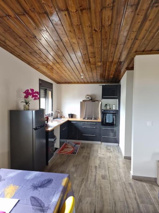 Charment Appartement Avec Vue Sur Mer Petite Île Exterior foto